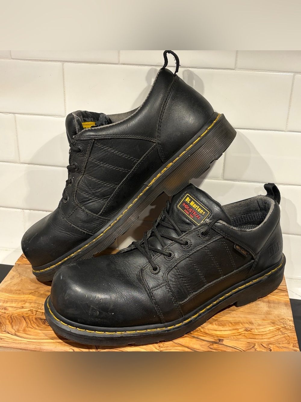 Dr. Martens Industrial AirWair Steel Toe Work Boots/Shoes AW140 Size 14US Black